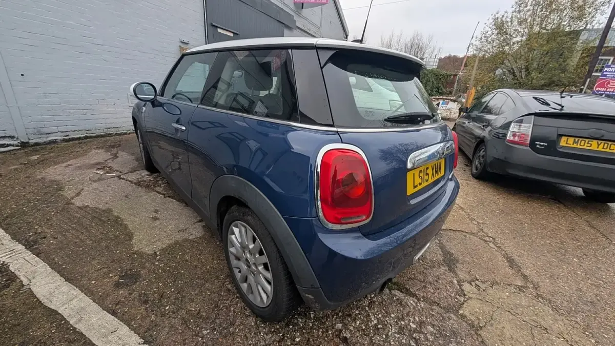 Used Mini Cooper D Hatch 2015 Blue Hatchback