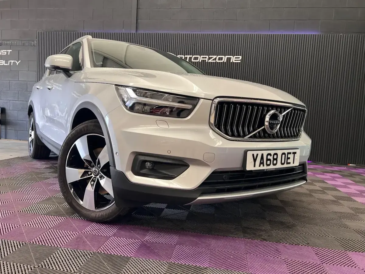 Usado Volvo XC40 Inscription 2019 Plateado SUV