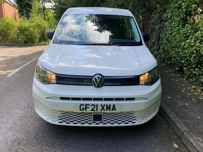 Used VW Caddy S 102 HP (75 kW) 2021 White MPV
