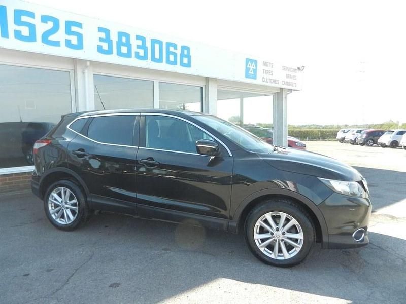 Black Used 2014 Nissan Qashqai Acenta Premium SUV | £5,995 (Good price) - Image 1/4