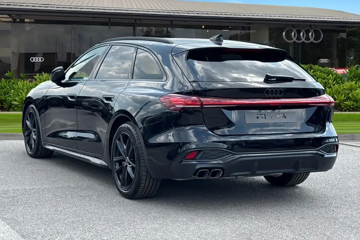 New Audi A5 Black Edition 204 HP (150 kW) 2026 Black Estate