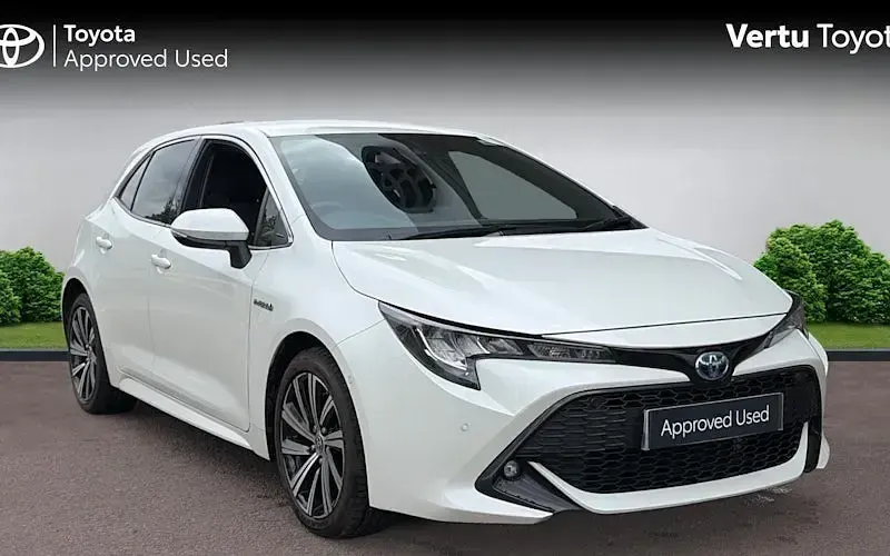 Gebraucht Toyota Corolla Design 122 PS (89 kW) 2022 Kleinwagen
