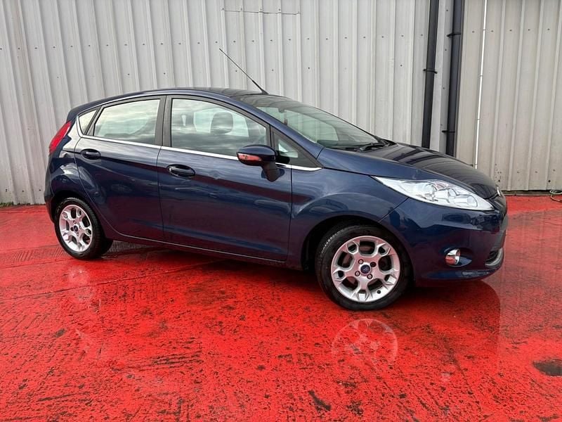 Blue Used 2011 Ford Fiesta Zetec Hatchback | £2,990 (Good price) - Image 1/3