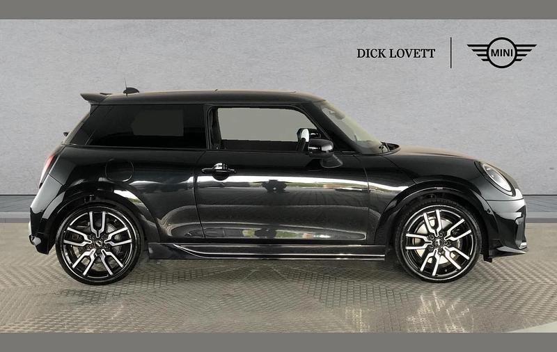 Used Mini Cooper Sport 147 kW (200 HP) 2026 Black Hatchback