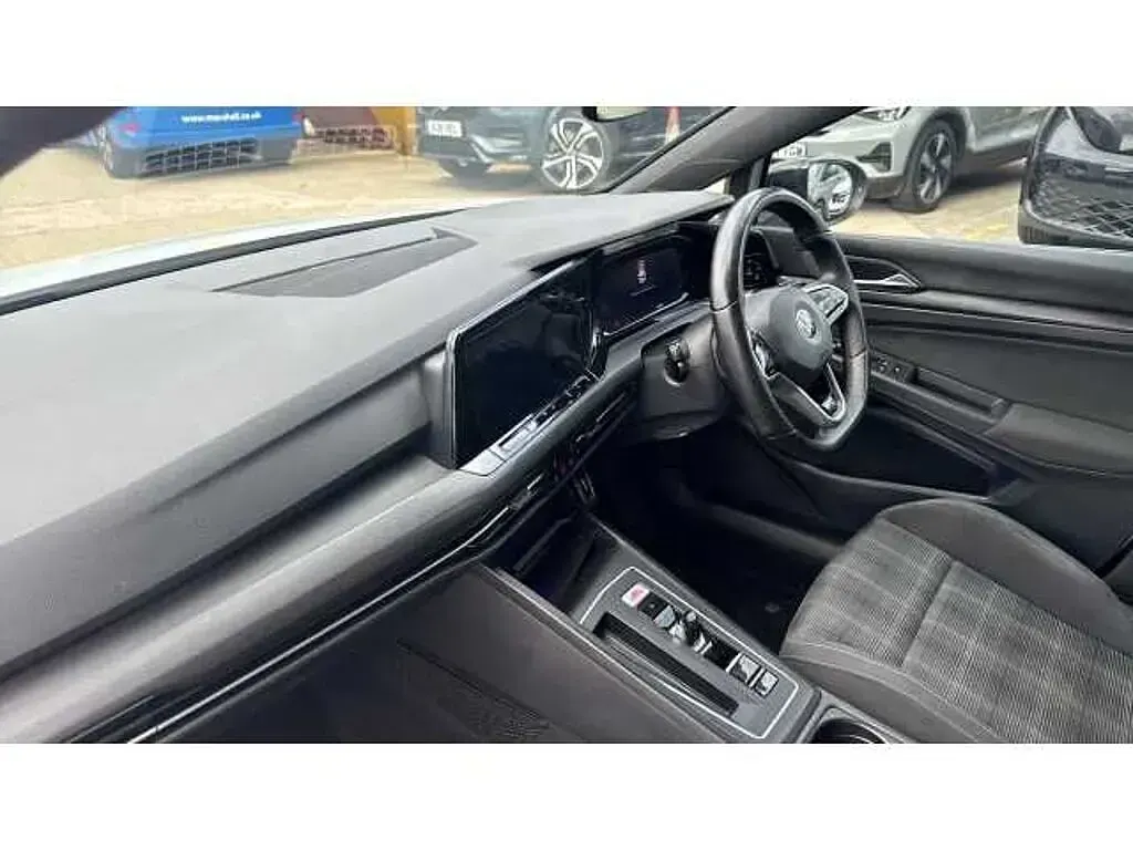 Used VW Golf VIII 200 HP (147 kW) 2022