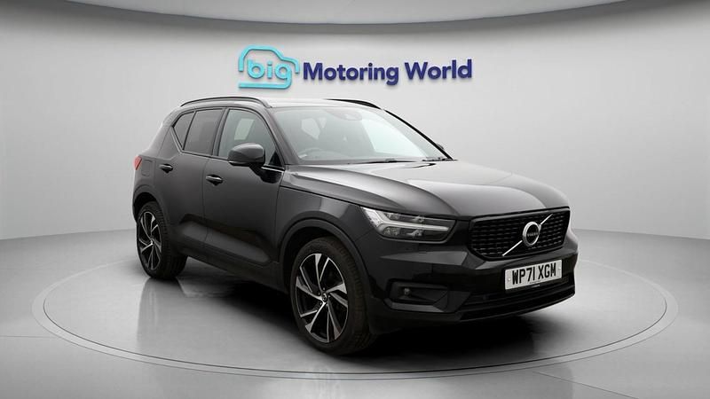 Used Volvo XC40 R-Design Pro 197 HP (144 kW) 2021 Black SUV