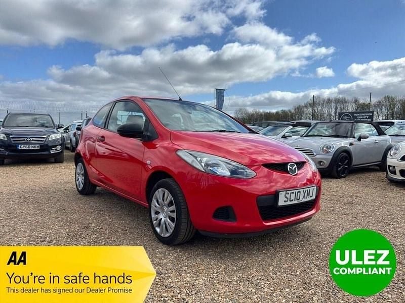 Usado Mazda 2 75 HP (55 kW) 2010 Vermelho Citadino