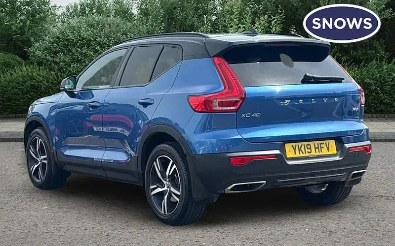 Used Volvo XC40 R-Design 190 HP (139 kW) 2019 Blue SUV