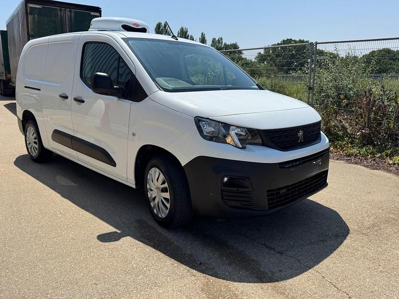 Used Peugeot Partner 2020 White MPV