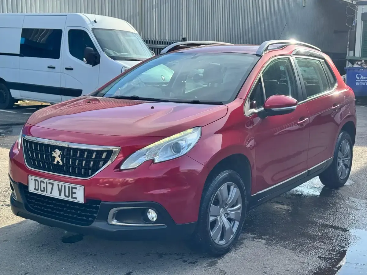 Second-hand Peugeot 2008 Active 2017 Roșu SUV