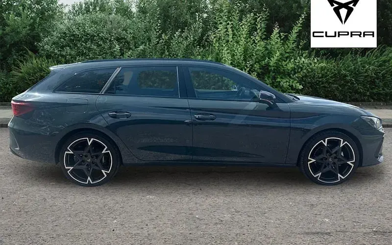 Used Cupra Leon 204 HP (150 kW) 2026 Blue Estate
