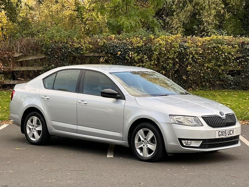 Silver Used 2015 Skoda Octavia SE Hatchback | £5,295 (Super price) - Image 1/4