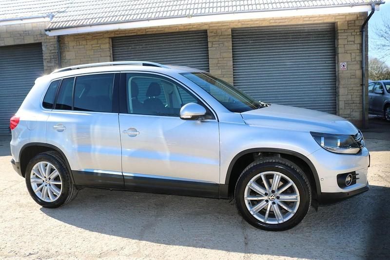 Used VW Tiguan Edition 184 HP (135 kW) 2016 Silver SUV
