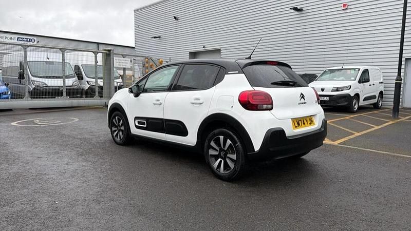 Used Citroën C3 PureTech 108 HP (79 kW) 2024 White Hatchback