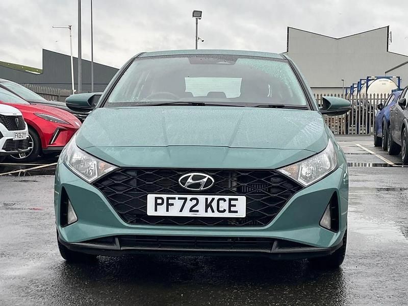 Used Hyundai i20 SE 100 HP (73 kW) 2022 Green Hatchback