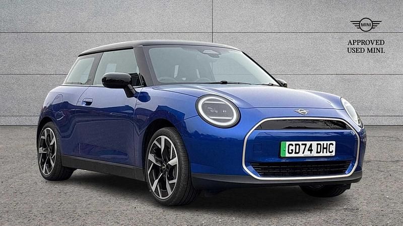 Blue Used 2024 Mini Cooper Hatch Hatchback | £28,990 - Image 1/3