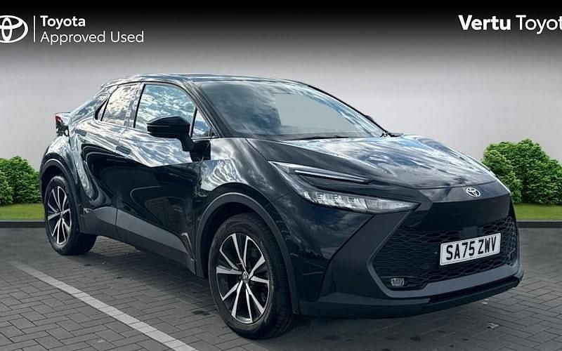 Usado Toyota C-HR Design 223 HP (164 kW) 2025 SUV