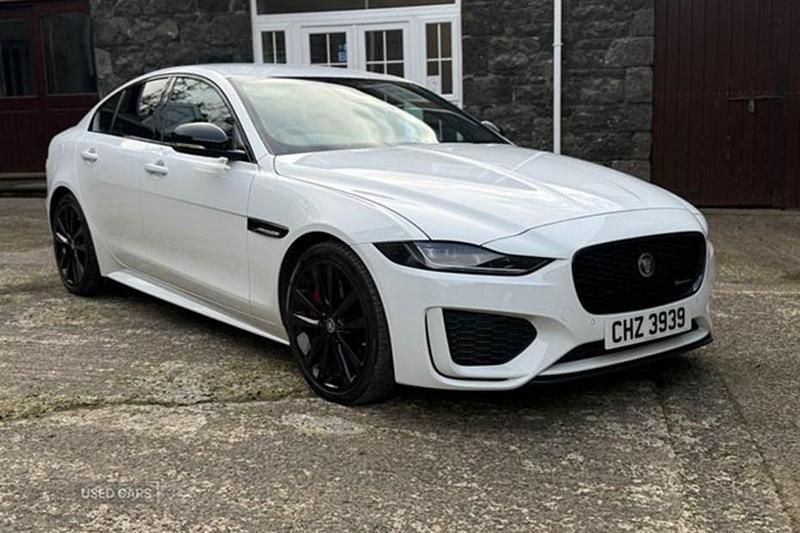 Usado Jaguar XE R-Dynamic 2023 Sedan