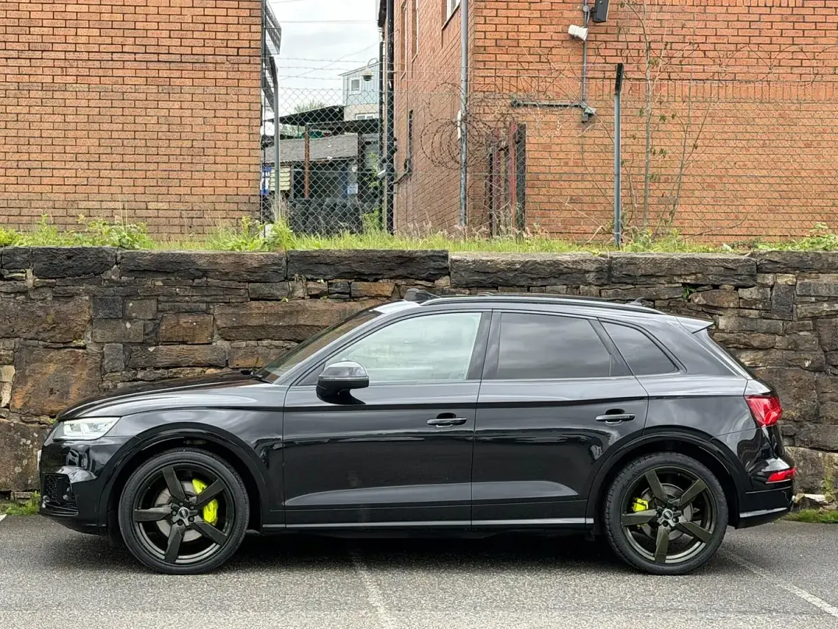 Used Audi SQ5 Performance 354 HP (260 kW) 2018 Black SUV