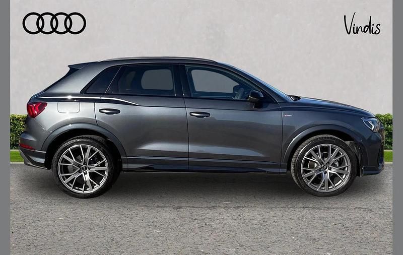 Ny Audi Q3 Black Edition 150 HK (110 kW) 2025 Grå SUV