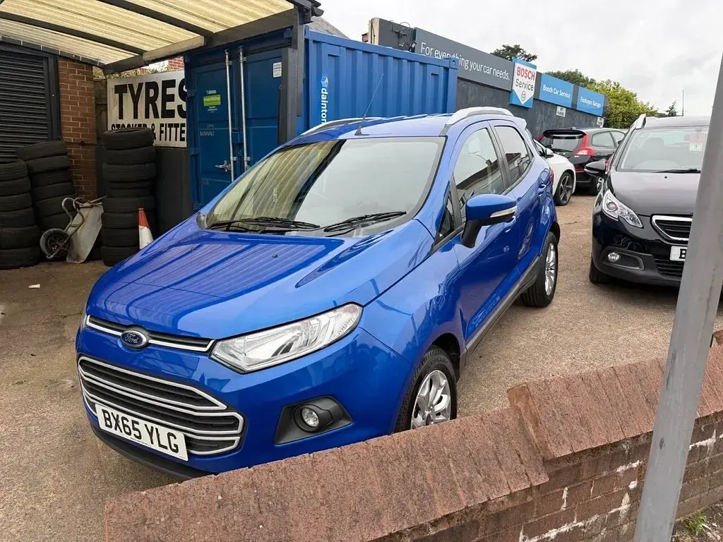 Used Ford Ecosport Zetec 95 HP (69 kW) 2015 Blue SUV