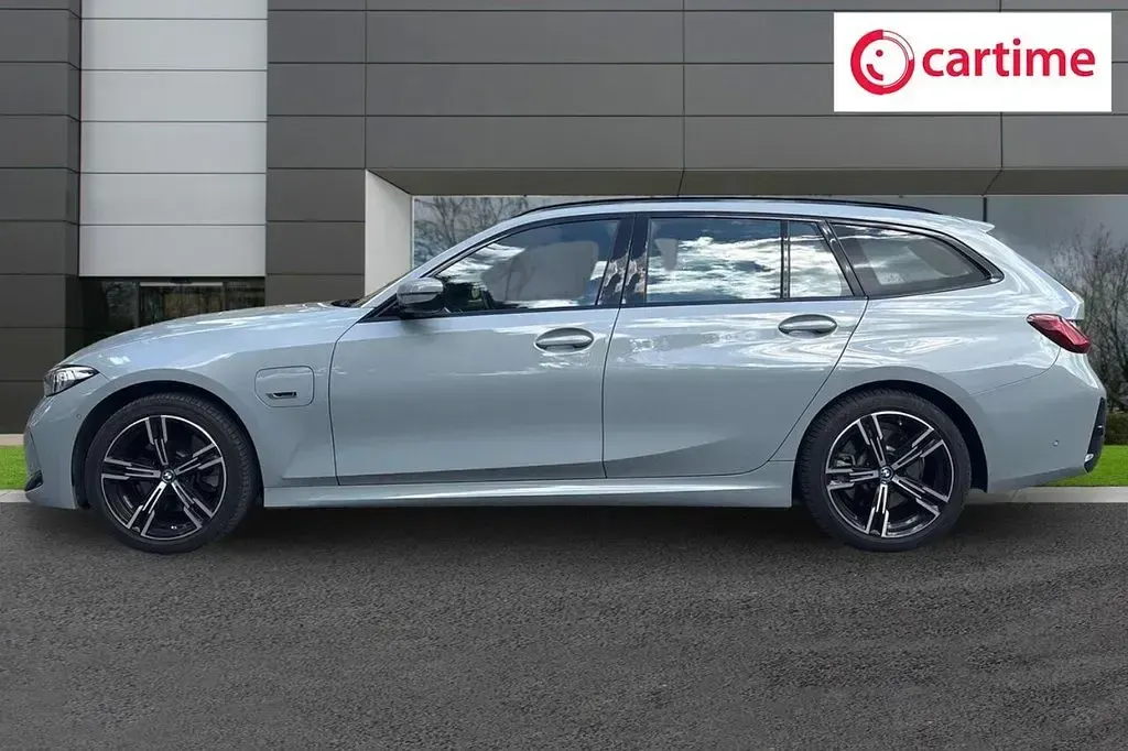 Used BMW 330e M Sport 292 HP (214 kW) 2022 Grey Estate