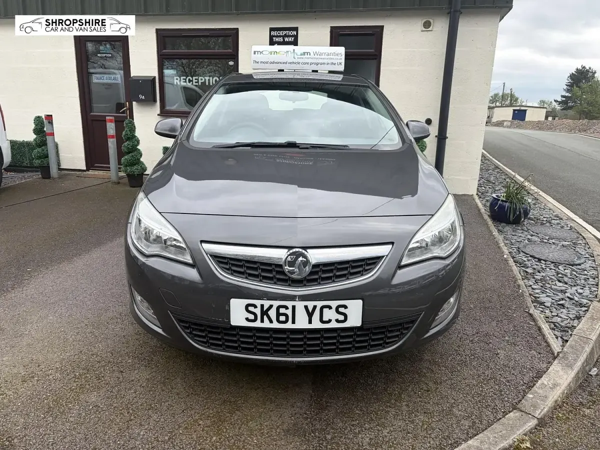 Used Vauxhall Astra Excite 2011 Grey Hatchback