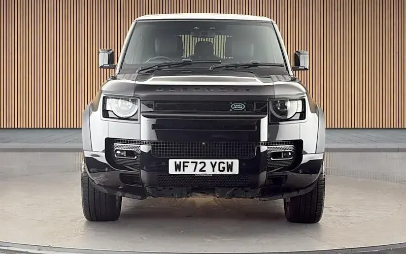 Used Land Rover Defender 400 HP (294 kW) 2024 SUV