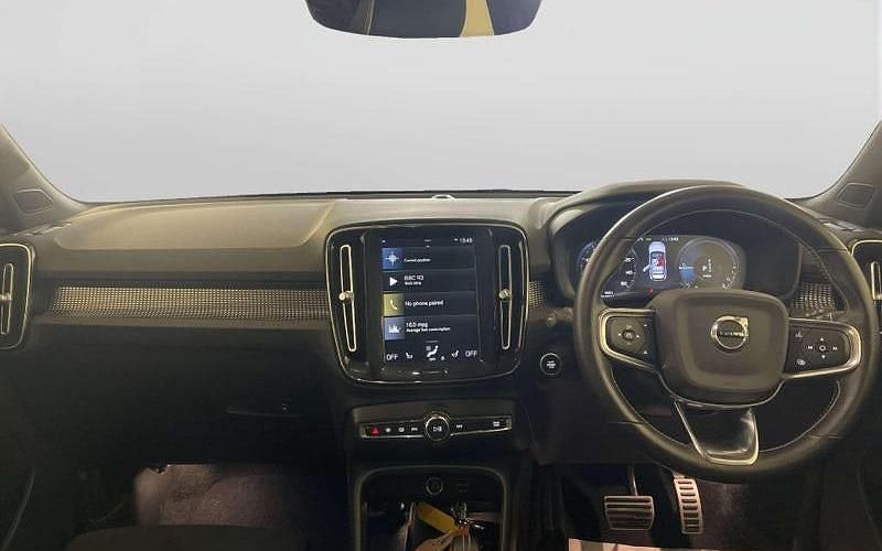 Used Volvo XC40 R-Design 211 HP (155 kW) 2021 SUV