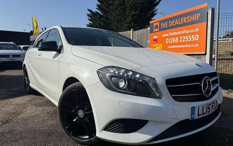 Used Mercedes A180 109 HP (80 kW) 2015 White Hatchback