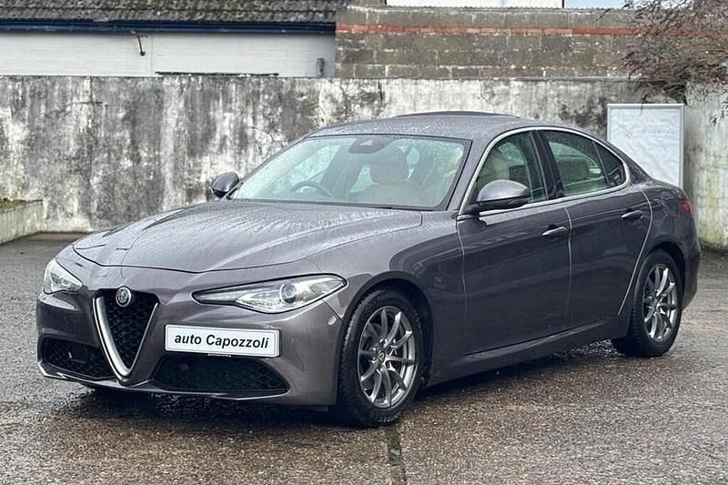 Used Alfa Romeo Giulia Super 200 HP (147 kW) 2018 Sedan