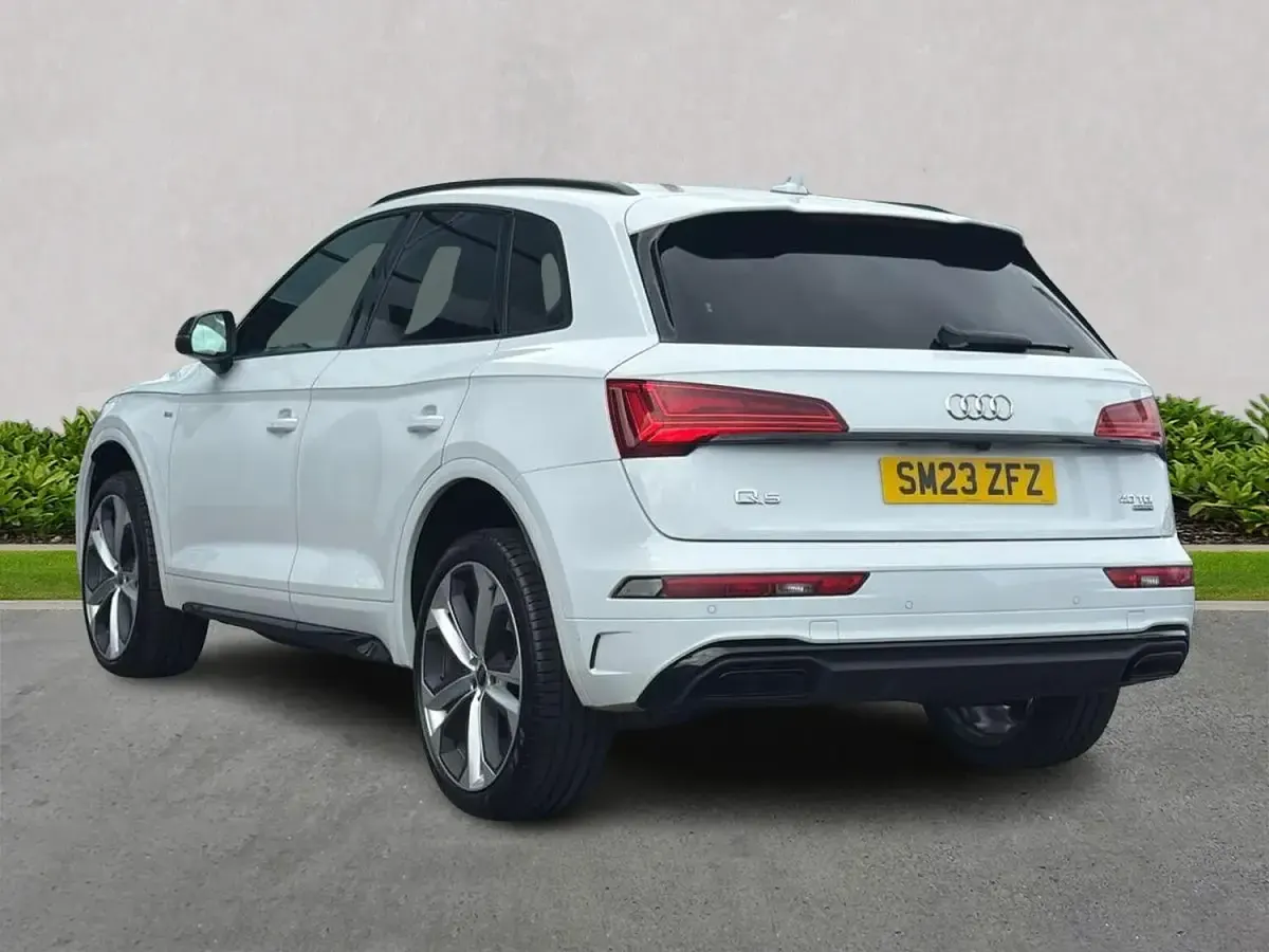 Used Audi Q5 Performance 204 HP (150 kW) 2023 White SUV
