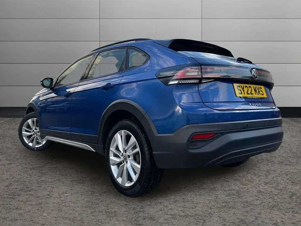 Begagnad VW Taigo Life 110 HK (80 kW) 2022 Blå SUV