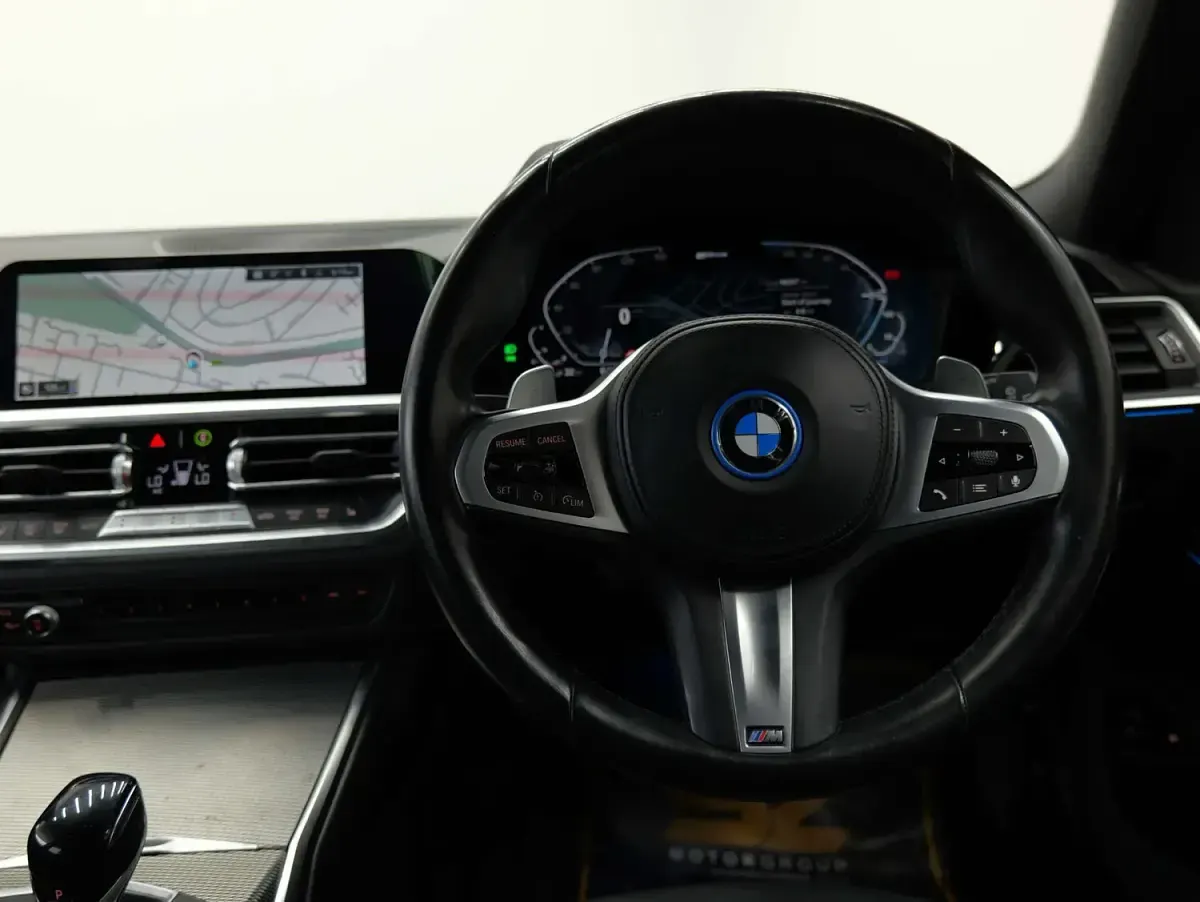 Used BMW 330e M Sport 292 HP (214 kW) 2022 Black Estate