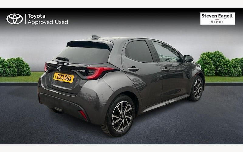 Used Toyota Yaris Hybrid Design 116 HP (85 kW) 2026 Hatchback