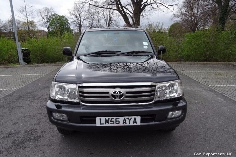 Usado Toyota Land Cruiser 201 HP (147 kW) 2007 SUV