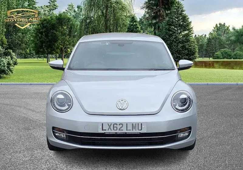 Used VW Beetle Design 105 HP (77 kW) 2013 Silver Hatchback