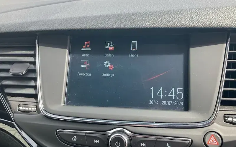 Used Vauxhall Astra SRi 150 HP (110 kW) 2019 Black Estate