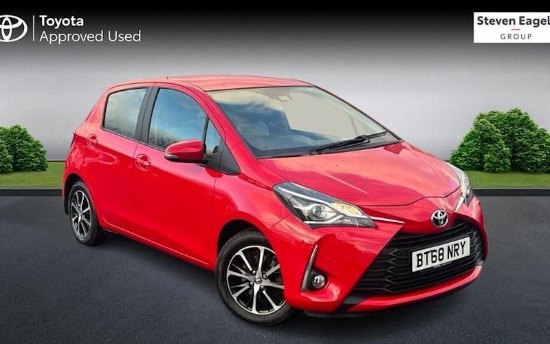 Used 2019 Toyota Yaris Hatchback | £12,806 (A bit pricey) - Image 1/4