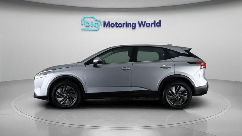 Used Nissan Qashqai Acenta Premium 158 HP (116 kW) 2023 Silver SUV
