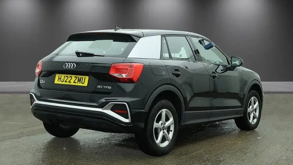 Used Audi Q2 Advanced 110 HP (80 kW) 2022 Black SUV