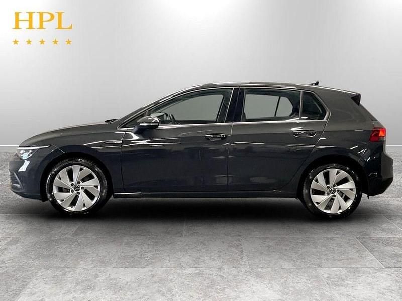Second-hand VW Golf VII Style 150 CP (110 kW) 2020 Gri Hatchback