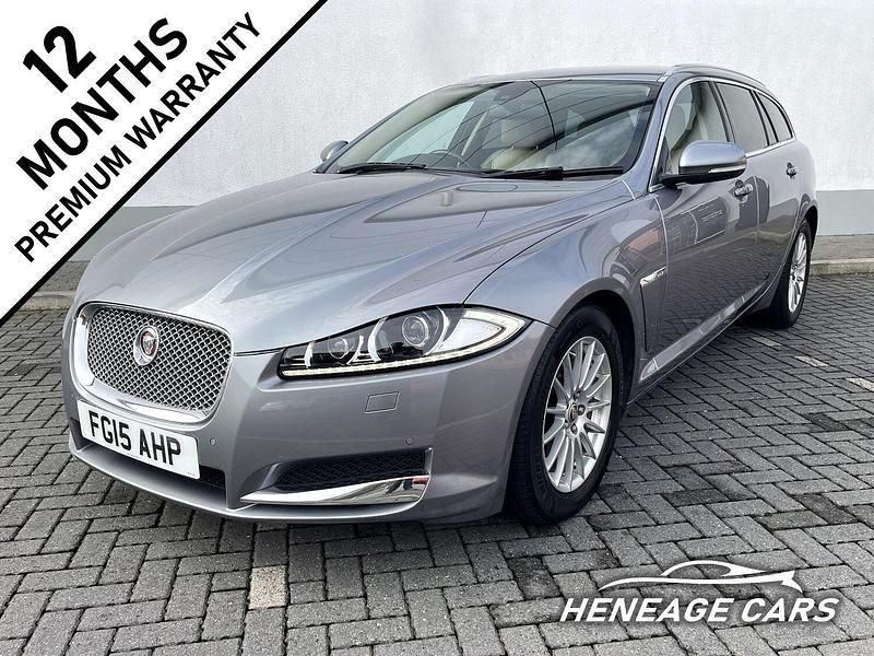 Grey Used 2015 Jaguar XF Luxury Sedan | £9,500 (A bit pricey) - Image 1/4