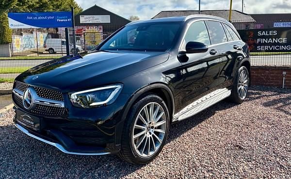 Used Mercedes GLC220 AMG Line Premium 2022 Black Estate