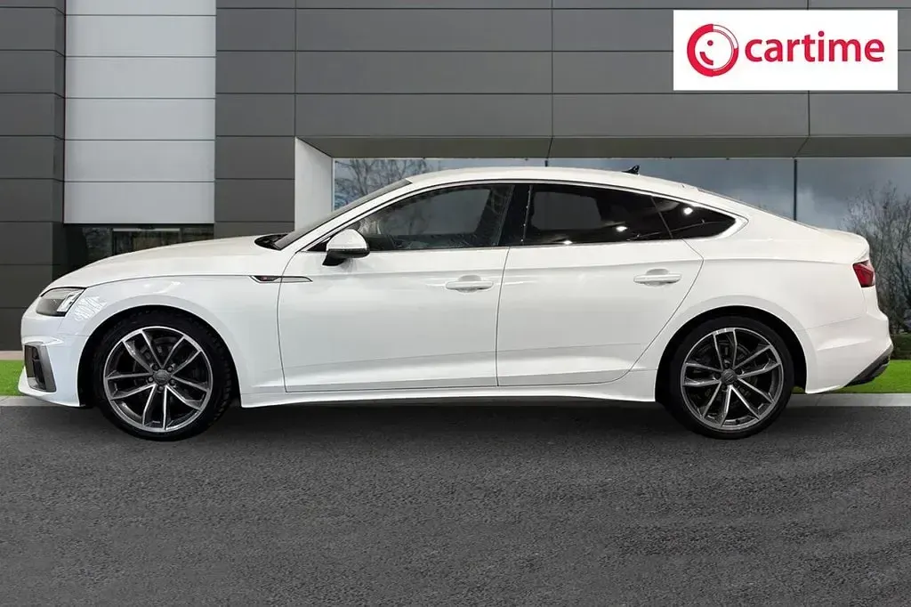 Used Audi A5 Sportback S-Line 163 HP (119 kW) 2020 White Hatchback