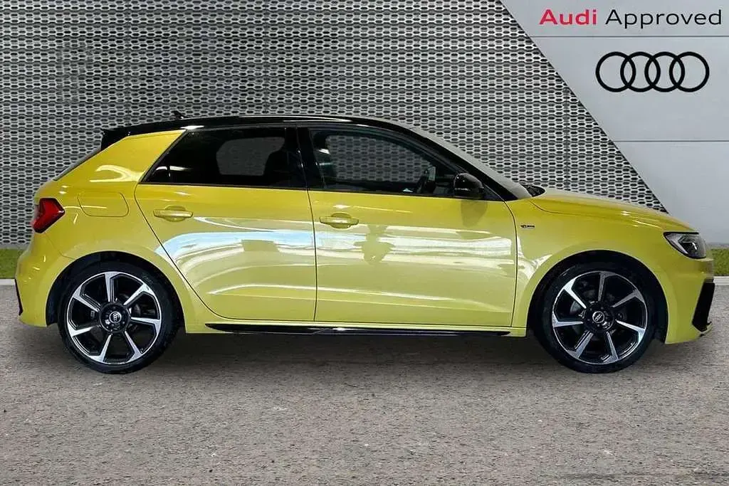 Used Audi A1 Black Edition 108 HP (79 kW) 2022 Yellow SUV