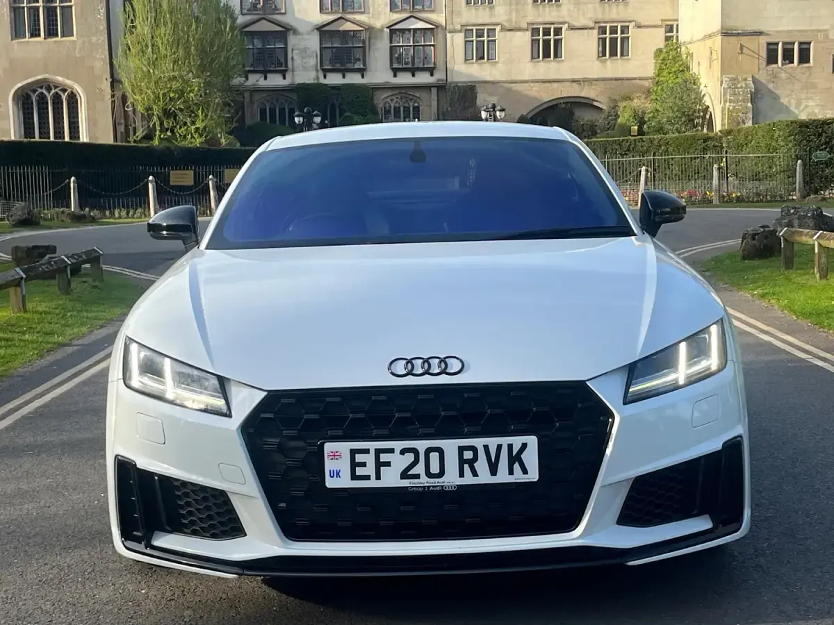 Used Audi R8 Coupé Black Edition 2020 White Coupe