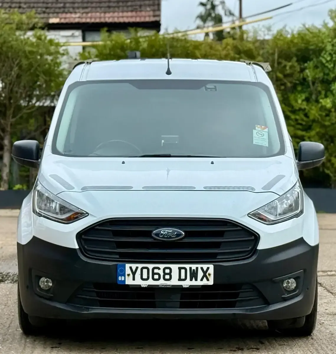 Used Ford Transit Connect S 100 HP (73 kW) 2019 White MPV