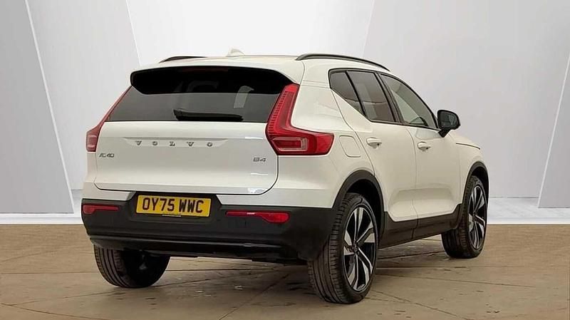 Usado Volvo XC40 Ultra 2025 Branco SUV