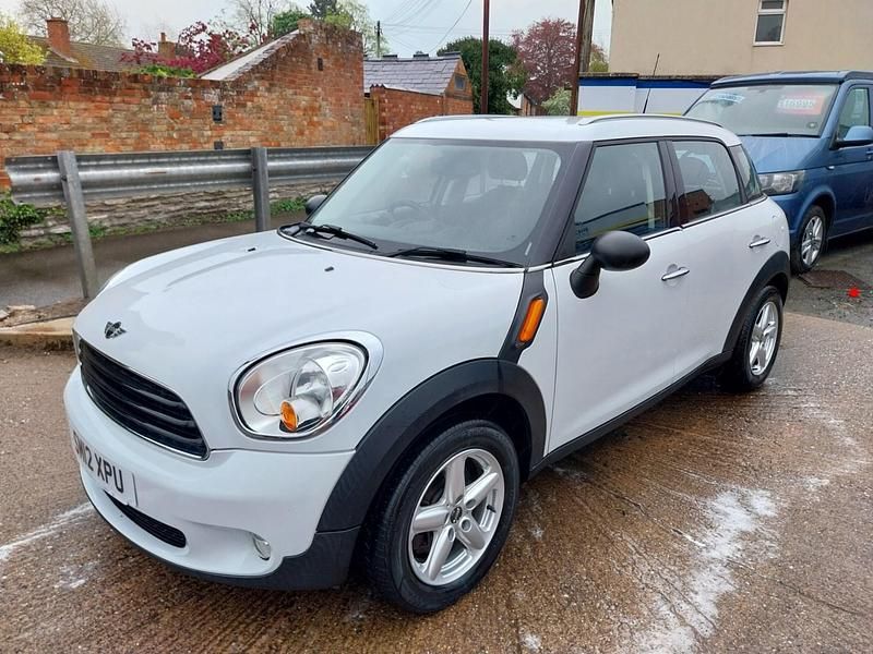 Używany Mini ONE 97 KM (71 kW) 2012 Biały Hatchback